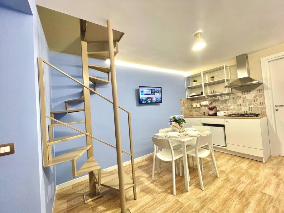 Isabel Suite Неаполь Экстерьер фото